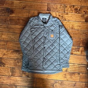 Great condition/like new mens XL Thirty Two quilted light jacket.